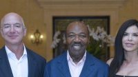Ali Bongo a enfin pu arracher un selfie au patron d’Amazon à cause du climat !
