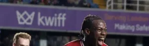 Championship&nbsp;: Jacques Ekomié provoque le but victorieux de Wrexham face à Southampton