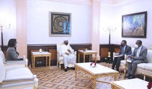 25e Sommet de l’UA&nbsp;: Rose Ossouka Raponda fait son rapport à Ali Bongo