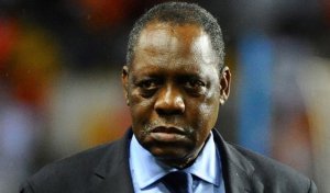 La FEGAFOOT rend hommage à Issa Hayatou, ancien président de la CAF