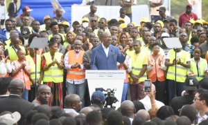 A 64 ans, Ali Bongo annonce sa candidature à la présidentielle gabonaise du 26 août