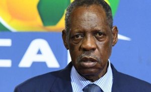 Disparition&nbsp;: Issa Hayatou, un baobab du football africain tire sa révérence