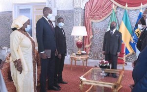 Le ministre des Finances et du Budget du Tchad chez Ali Bongo