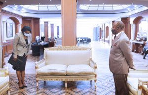 Africa CEO Forum&nbsp;: Rose Christiane Ossouka Raponda fait le point avec Ali Bongo