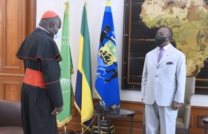 Ali Bongo reçoit en audience l’archevêque de Bangui