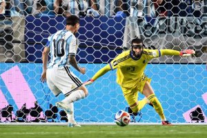 Mondial 2026&nbsp;: L’Argentine écrase l’Algérie grâce à un triplé de Lionel Messi