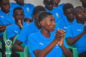 Tournoi zonal U-17&nbsp;: le ministre des Sports dope le moral des Panthères avant leur envol au Cameroun