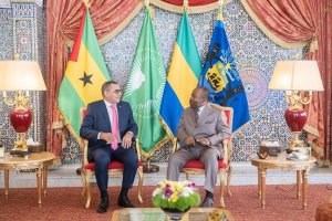 Le président de Sao-Tomé et Principe reçu par Ali Bongo à Libreville