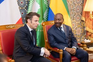 Ali Bongo s’entretient avec Emmanuel Macron en marge du One Forest Summit à Libreville