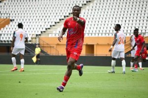 LDC CAF&nbsp;: Nzé Samaké qualifie le Stade d’Abidjan avec un doublé face à Côte d’Or